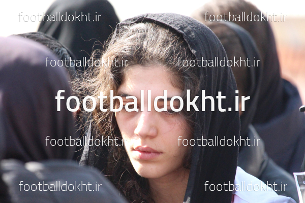 ثنا صادقی
