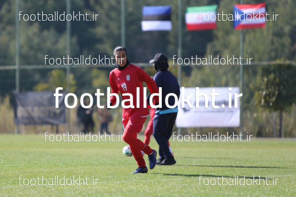 فاطمه عادلی