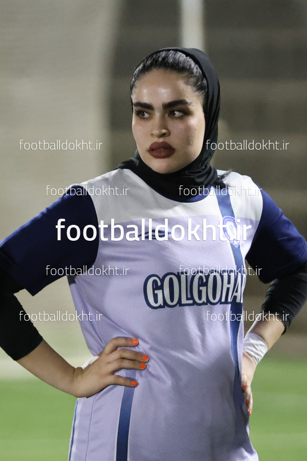 نازنین طاهریان